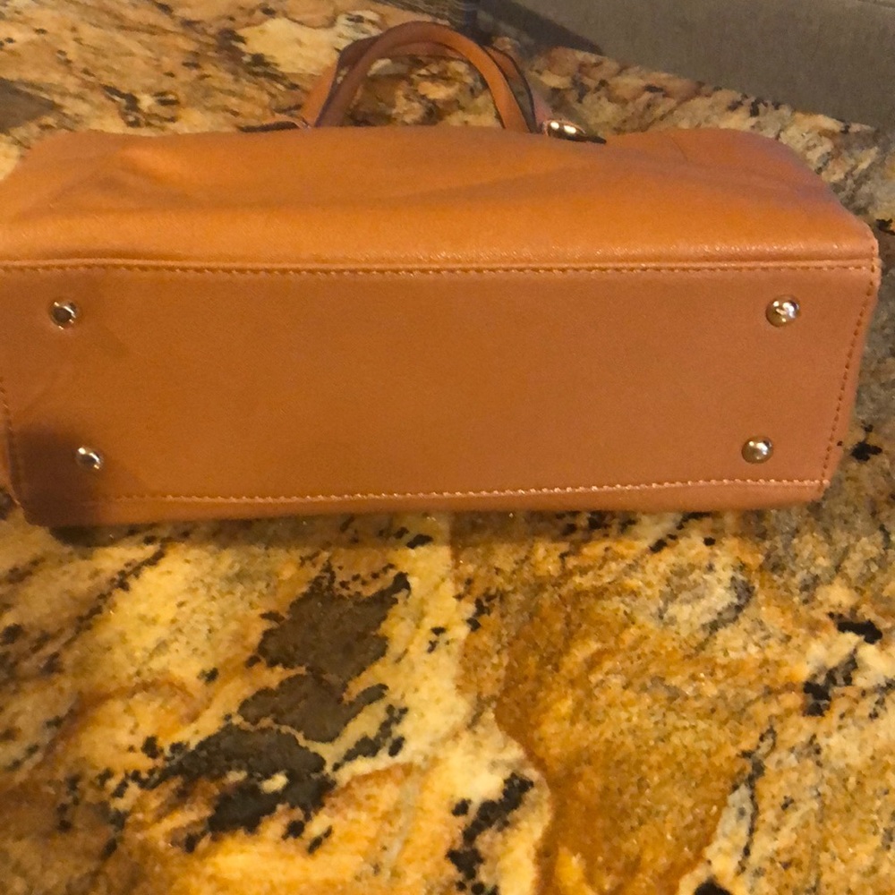 Purse - Picture 2 of 2